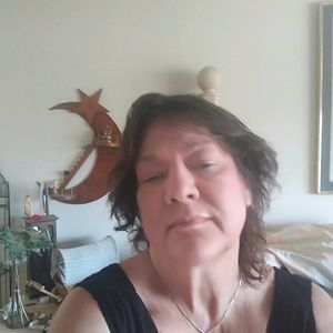 Meet your Posher, Beverly